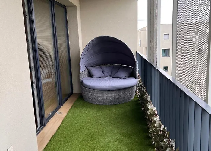 Luxury Close To Centre, Vusch Private Parking Included *