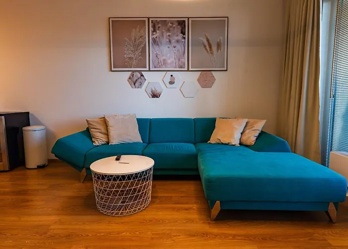 Luxury Close To Centre, Vusch Private Parking Included *