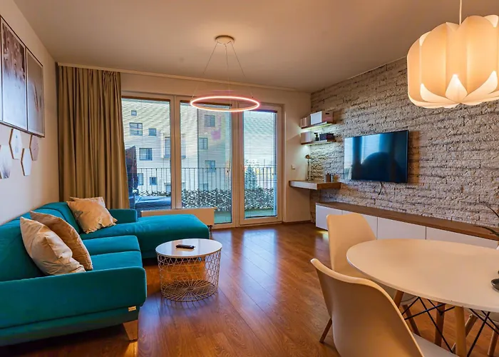 Luxury Close To Centre, Vusch Private Parking Included